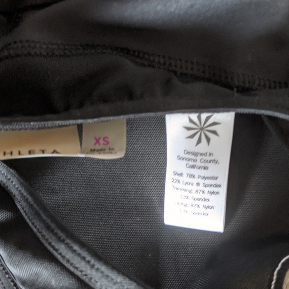 🔥 Athleta Sports Bra - Picture 3 of 5